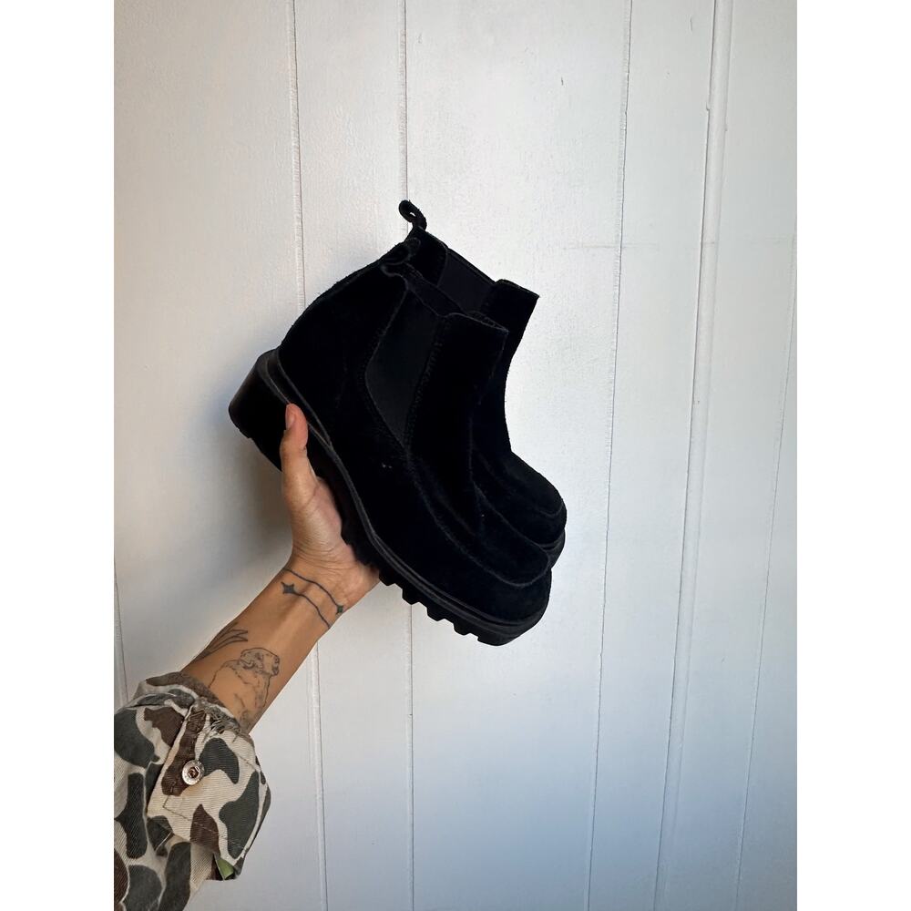 Vintage Square Toe Black Suede Boots